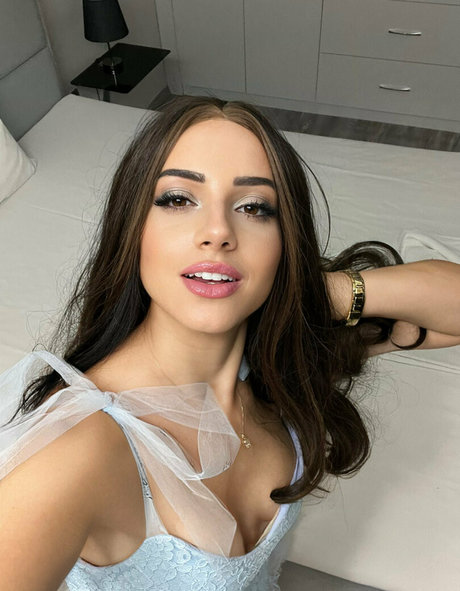 teegratheoracle pornographic model pictures