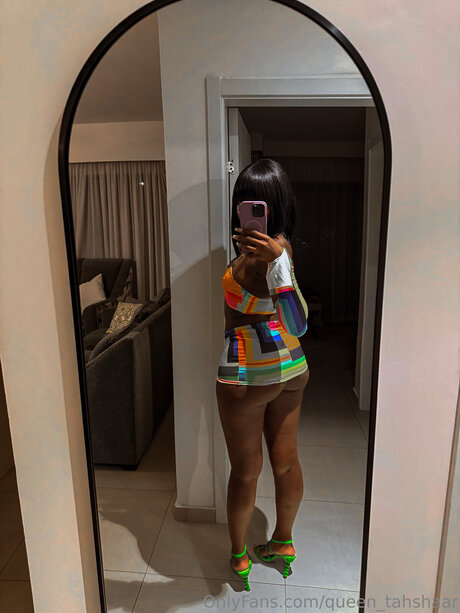 Queen tahshaar nude star gallery