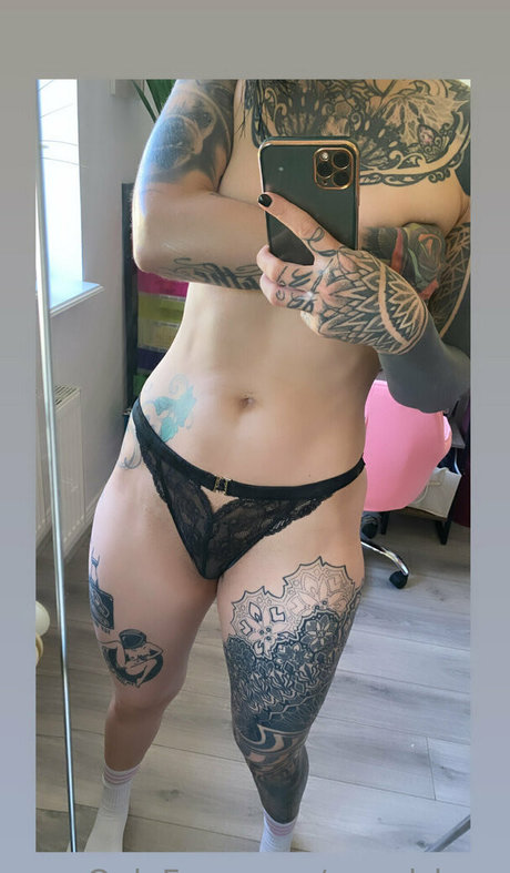 angel long hd model photo