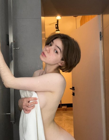 teen tits onlyfans hd pics
