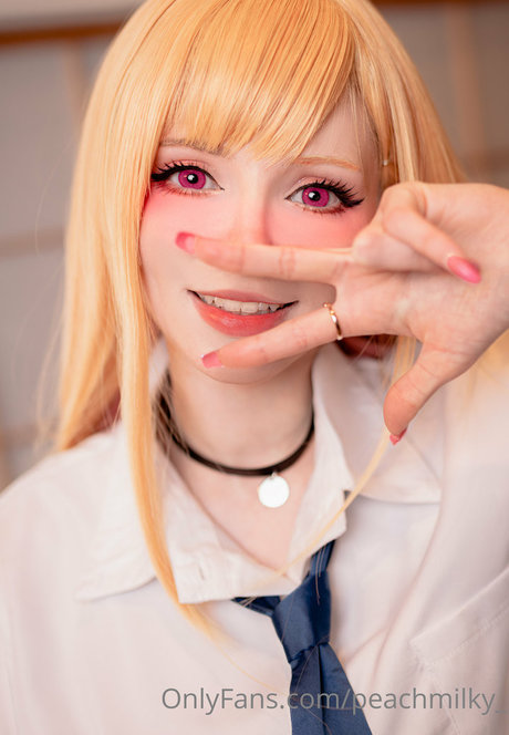Peachymilky model gallery