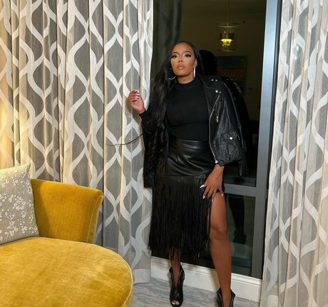 Angela Simmons pornstar sex pics