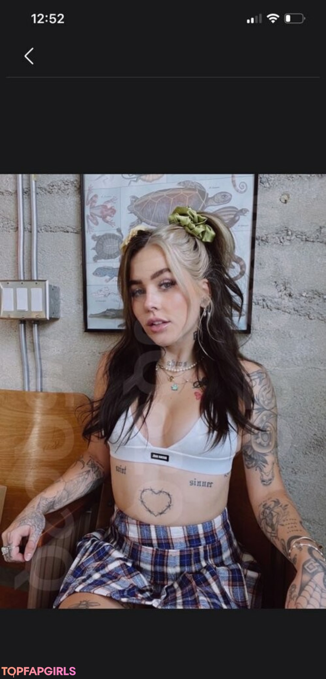 Craysounds model nude image