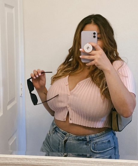 Ilianna sexy actress pictures