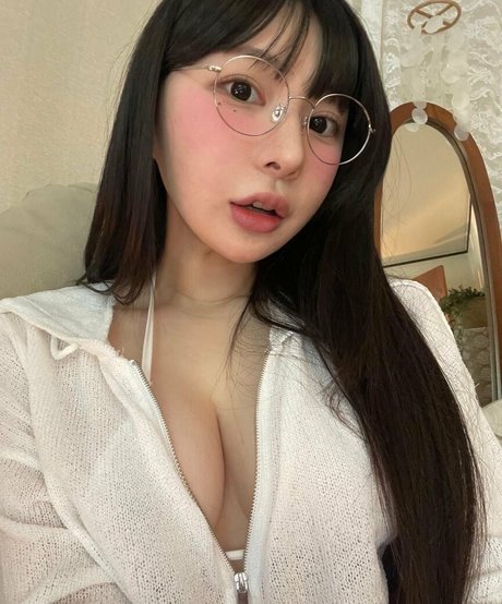 by3ol___ naked star galleries