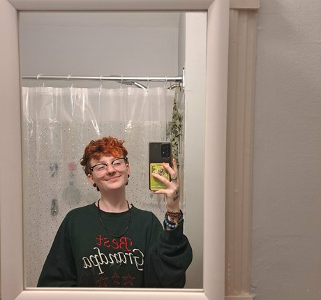 tr33ivy model top pictures