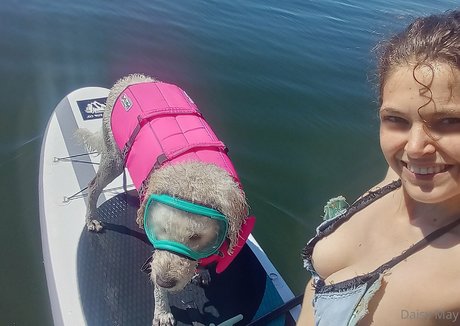 doitwithdaisy nude actress pictures