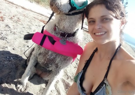 doitwithdaisy model pictures