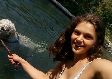 doitwithdaisy art model picture