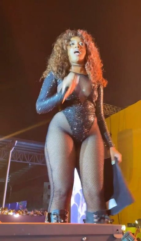 Iza Cantora model free galleries