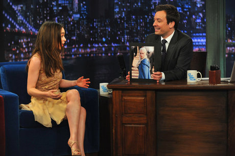 Emilia Clarke erotic star picture