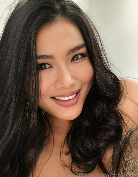 xtinarob free star pictures