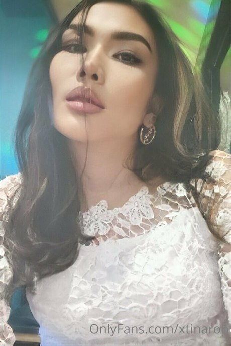 xtinarob erotic pornstar images