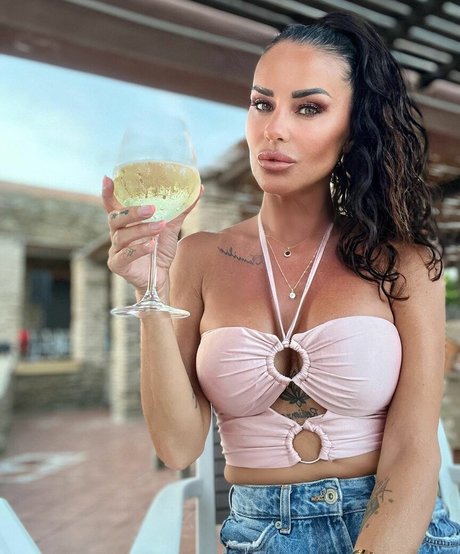 Antonella Mosetti model hd images