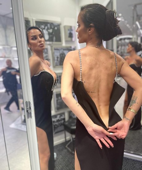 Antonella Mosetti sexy pornstar images