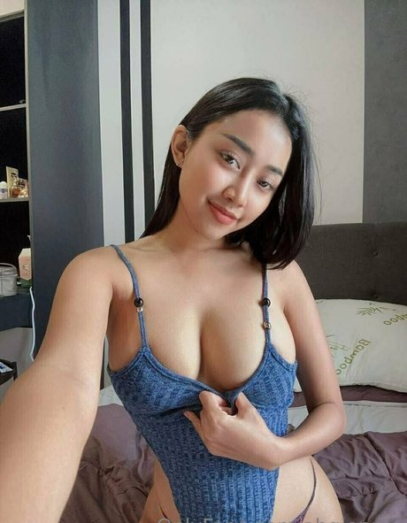 abgjennie pretty star photo