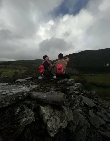 fxxkingexplorers profile image