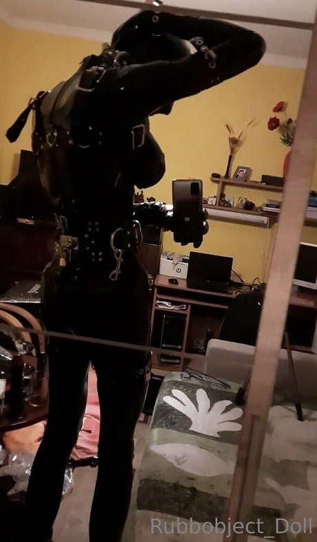 rubbobject doll nudes pornstar pictures