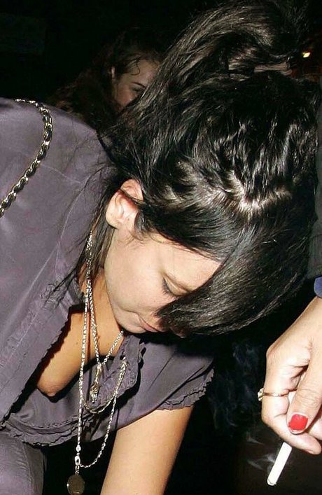 Lily Allen pretty model img