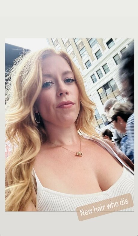 Chrissie Mayr art model picture