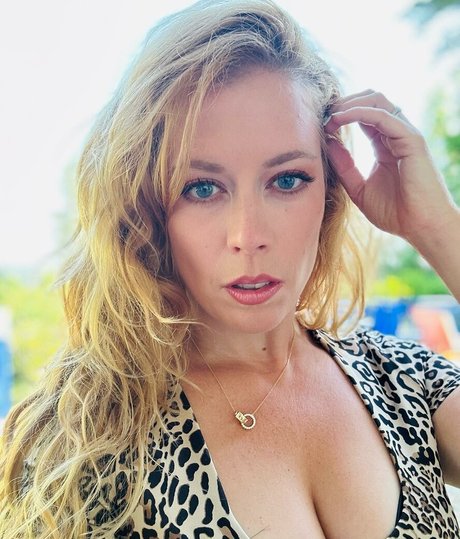 Chrissie Mayr model high quality picture