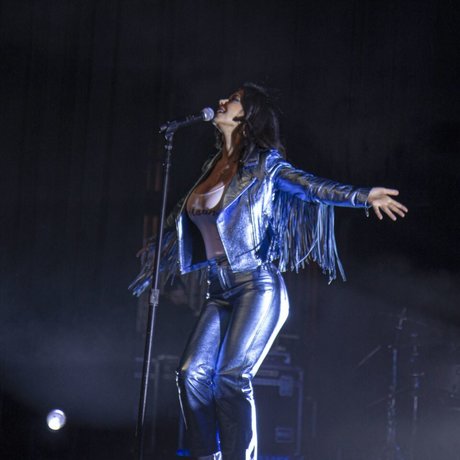 Marina Diamandis hot actress picture