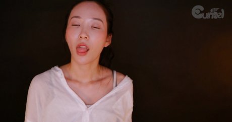 Eunzel ASMR sex actress pics