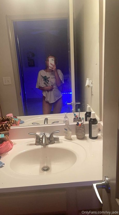 Ivy Jade model pornographic photos