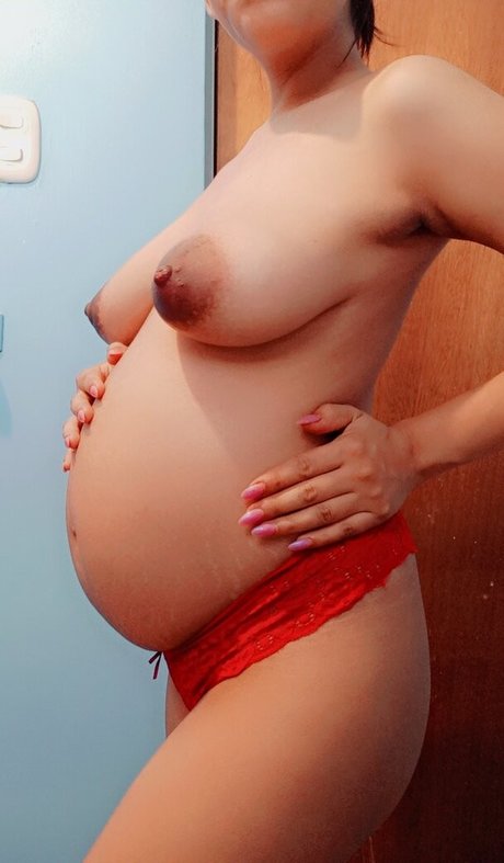 desiree art star photo