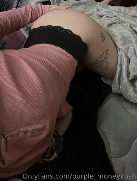 cherriesdrop model naked photos