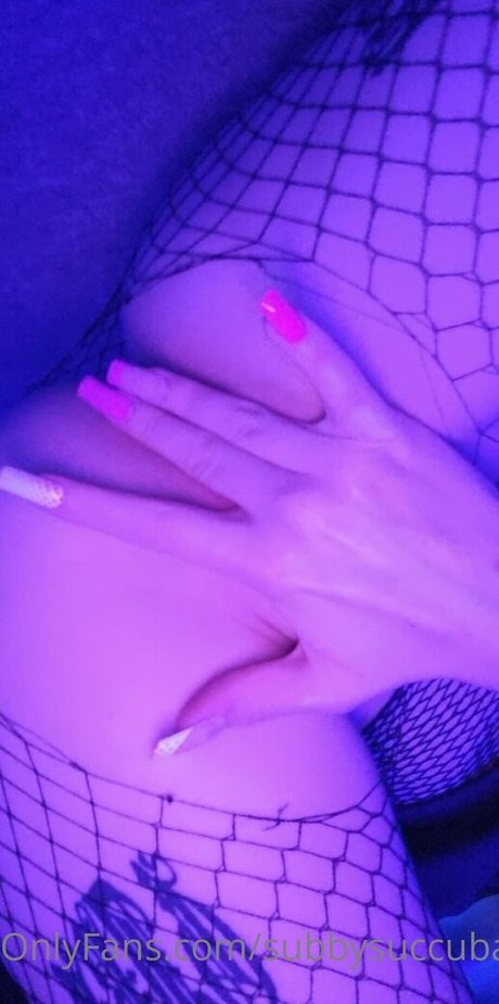 subbysuccubabie model hot picture