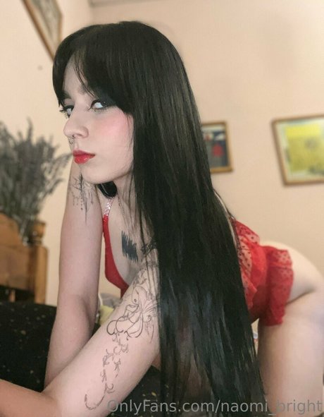 naomi bright star beautiful pics