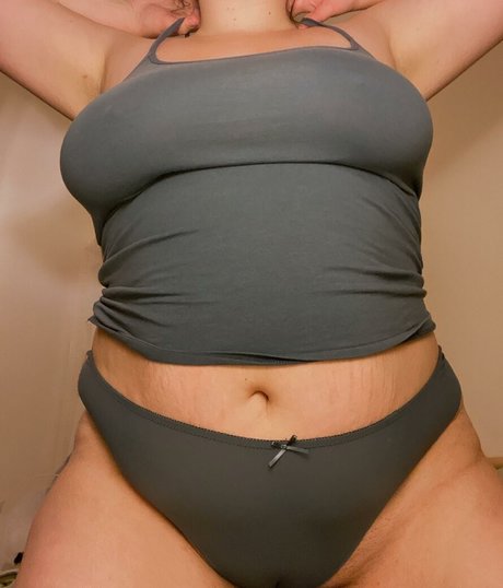 Snacky Thikums star erotic archive