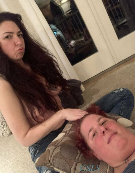 rckyshow nude star pictures