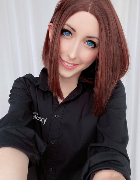 evvils model naked gallery