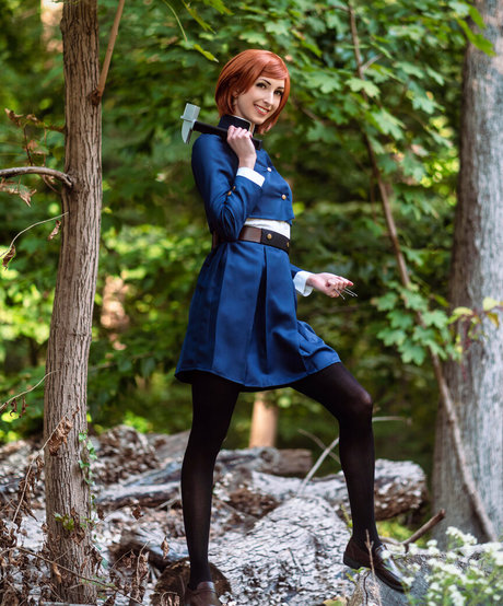 evvils exclusive model picture