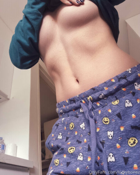 LuckyBonez pornstar xxx photos