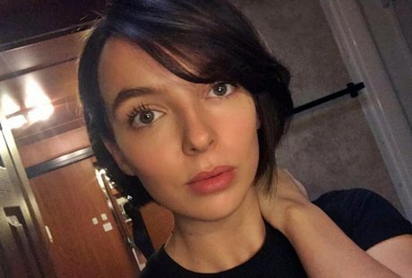 Jodie Comer pornstar adult img