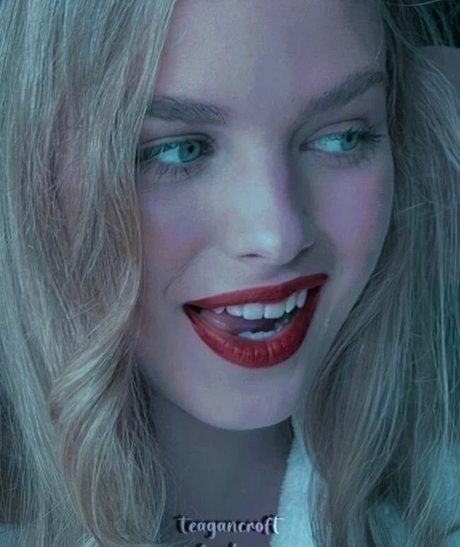 Teagan Croft profile image