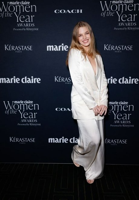 Teagan Croft model photo