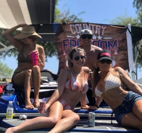 Brandi Passante model nude img