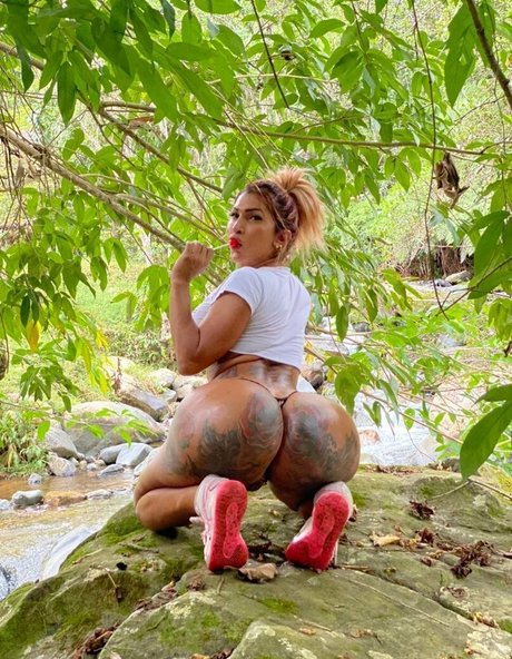 sofia maldonado hot star gallery