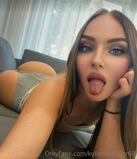 kylienextdoor69 nice actress galleries