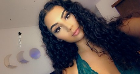 priyasinghxxx pornstar adult picture