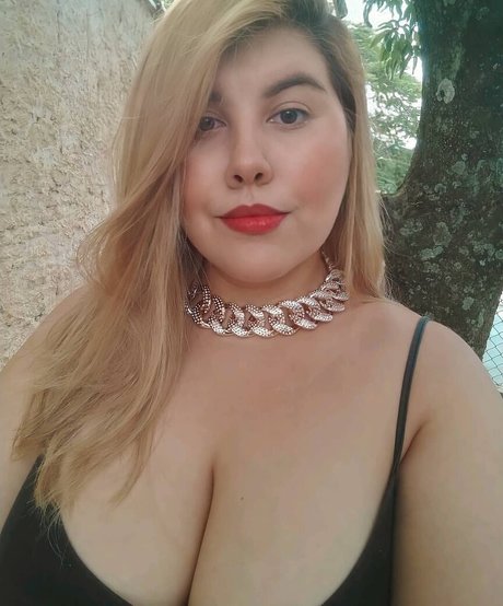 Bianca Novaes star top gallery