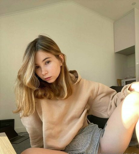 anickavip model sexy pic