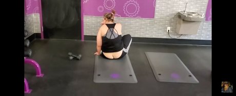 Buttcracks star art pic