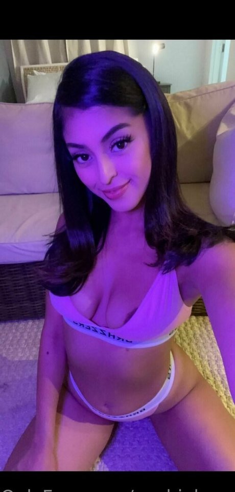 Sophialeonexo xxx pornstar gallery