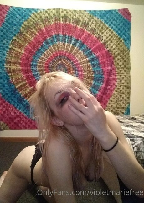 violetmariefree profile image