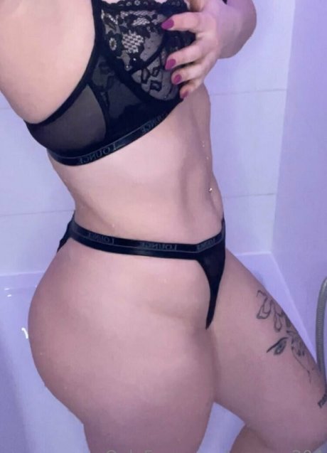 annamun porn model pic